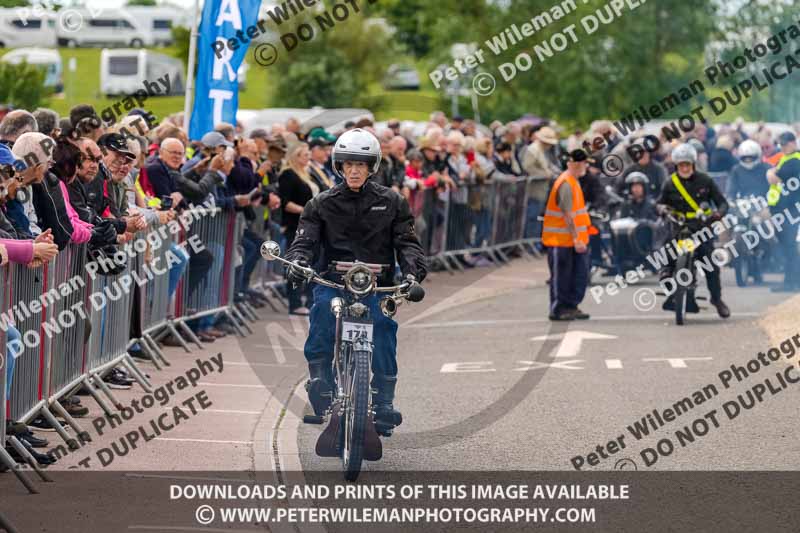 Vintage motorcycle club;eventdigitalimages;no limits trackdays;peter wileman photography;vintage motocycles;vmcc banbury run photographs